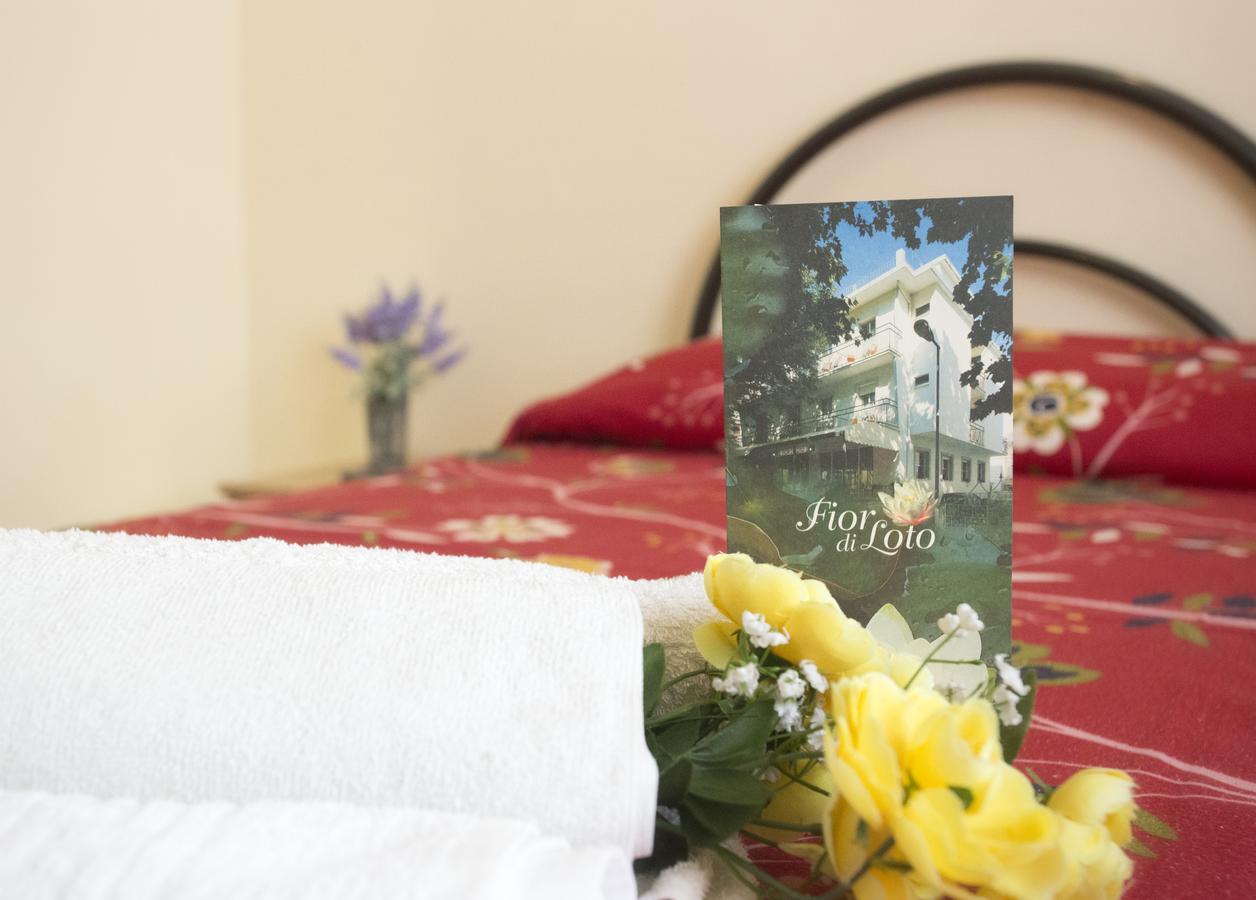Fior Di Loto - Rimini Hotel Luaran gambar