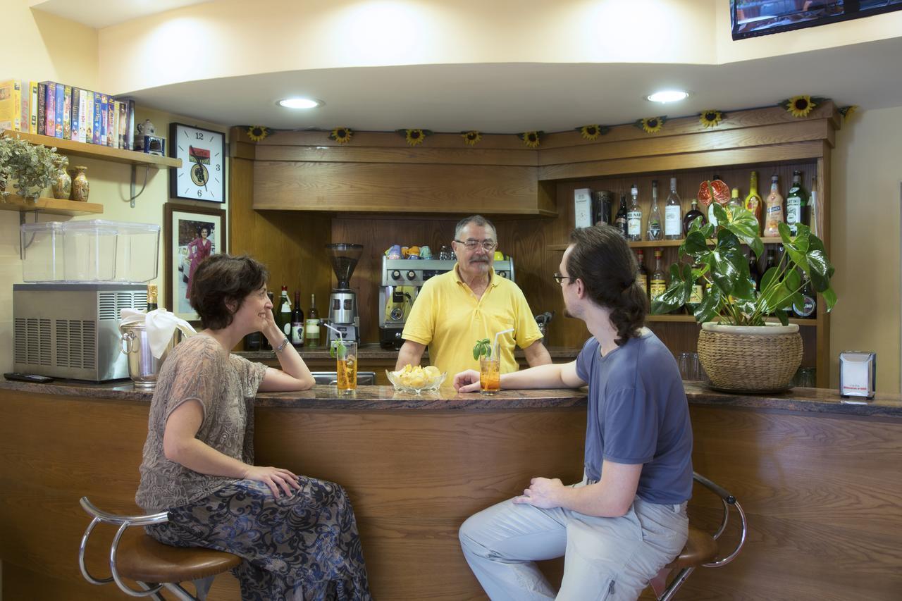 Fior Di Loto - Rimini Hotel Luaran gambar